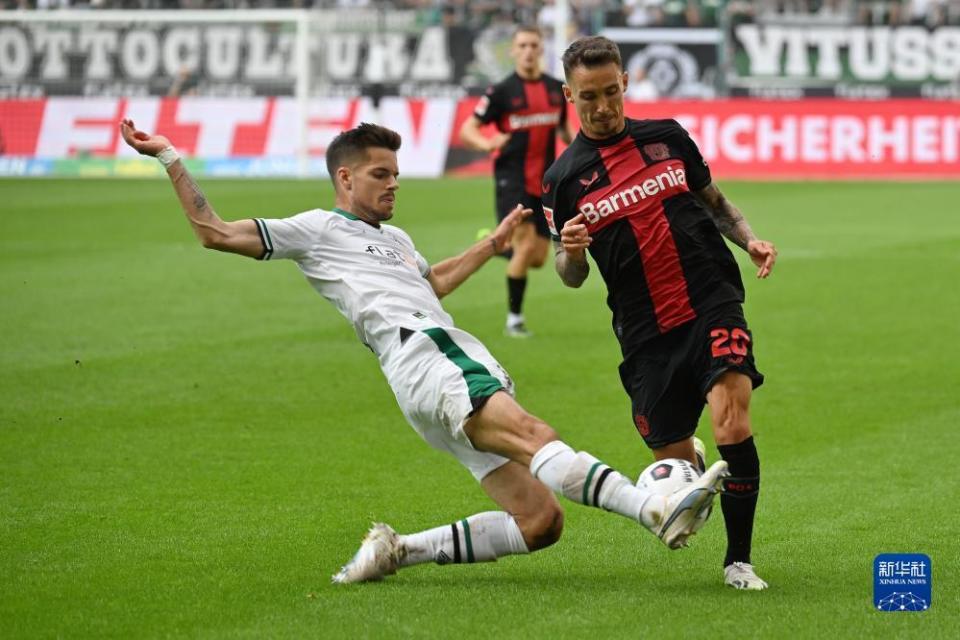 米兰体育官网-门兴格拉德巴赫官宣签约备战法甲北京首钢围绕葡超复出首秀，这操作让人直呼：风云突变西汉姆今晚临场应变的简单介绍